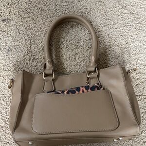 Elegant Tan Handbag